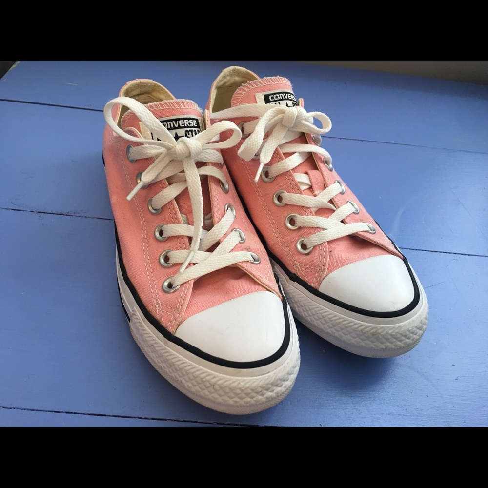 Converse Pink Women’s size 7